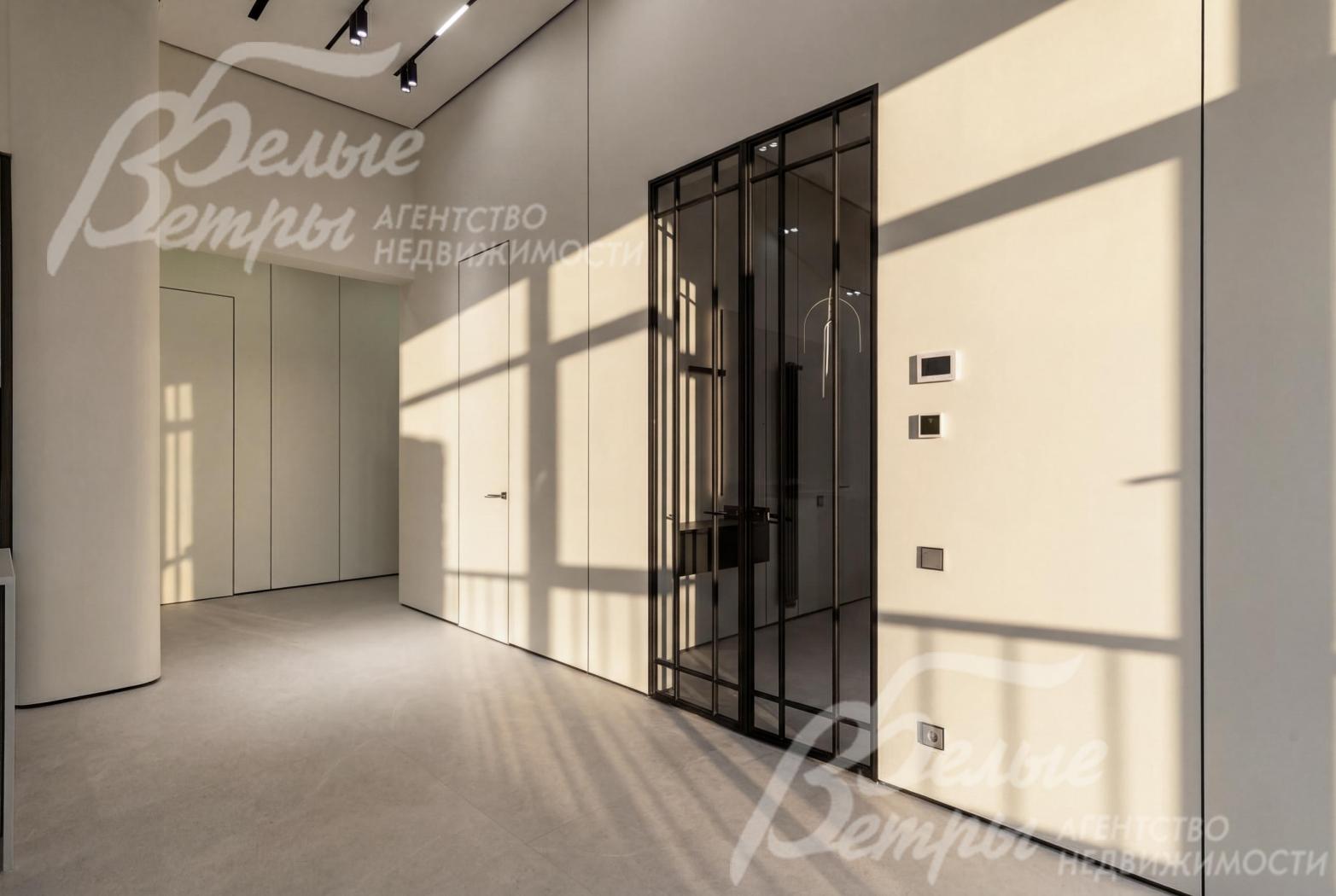 Установлена системой умный дом с подключением к Алисе – электрические шторы, освещение, отопление, кондиционирование