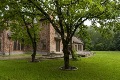 Дом, Бельгийская Деревня к/п (Летово), 1660 кв.м