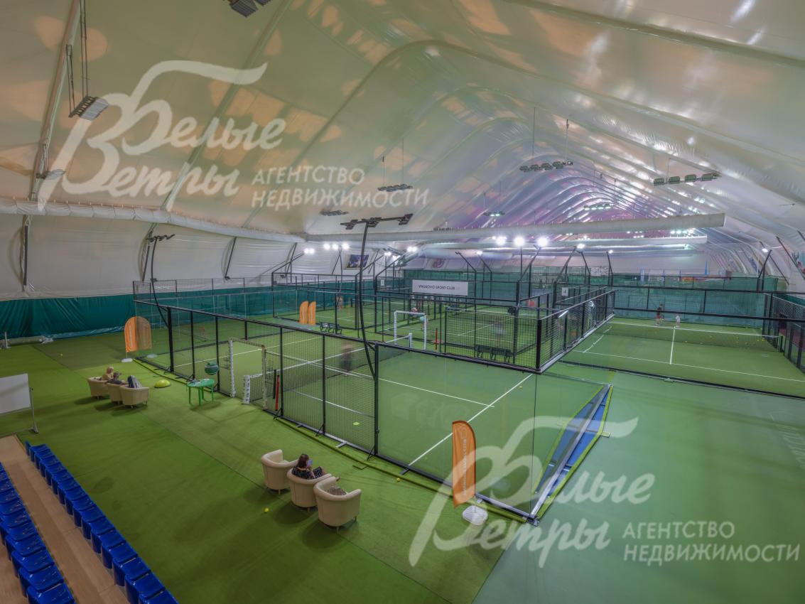 Крытые теннисные и падел-корты в Внуково Спорт Клаб