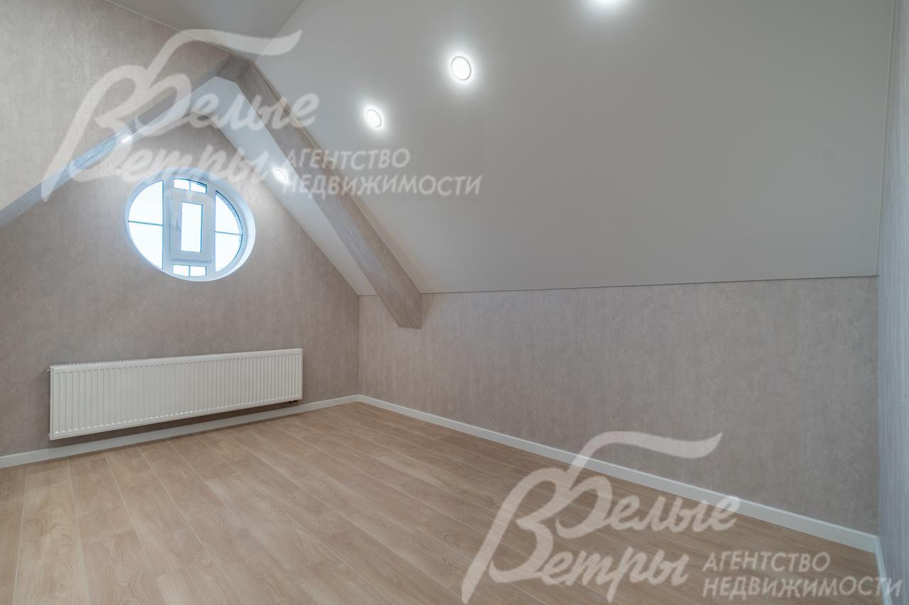 Спальня 18.1 кв.м на мансардном этаже