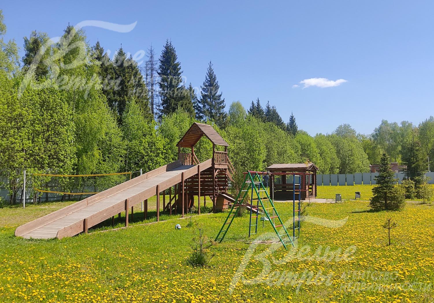 Зимняя горка