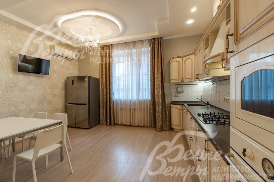 Кухня "Мария" со встроенной техникой