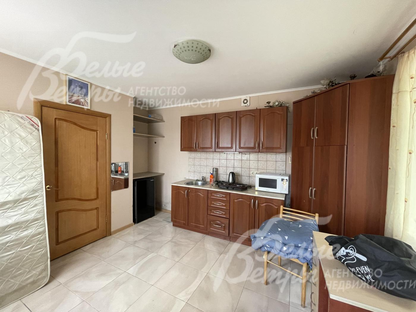 Комната-студия с кухней