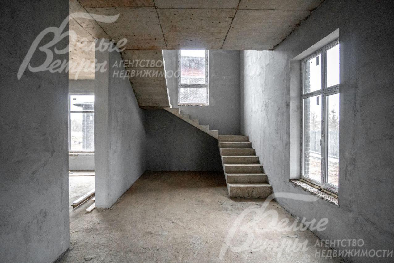 Монолитная бетонная лестница шириной 1 метр