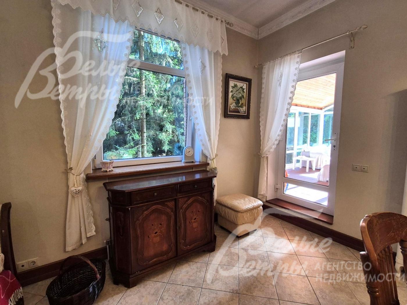 Выход на террасу из кухни