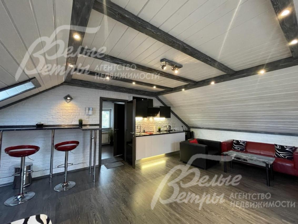 Студия с мини кухней над гаражом 