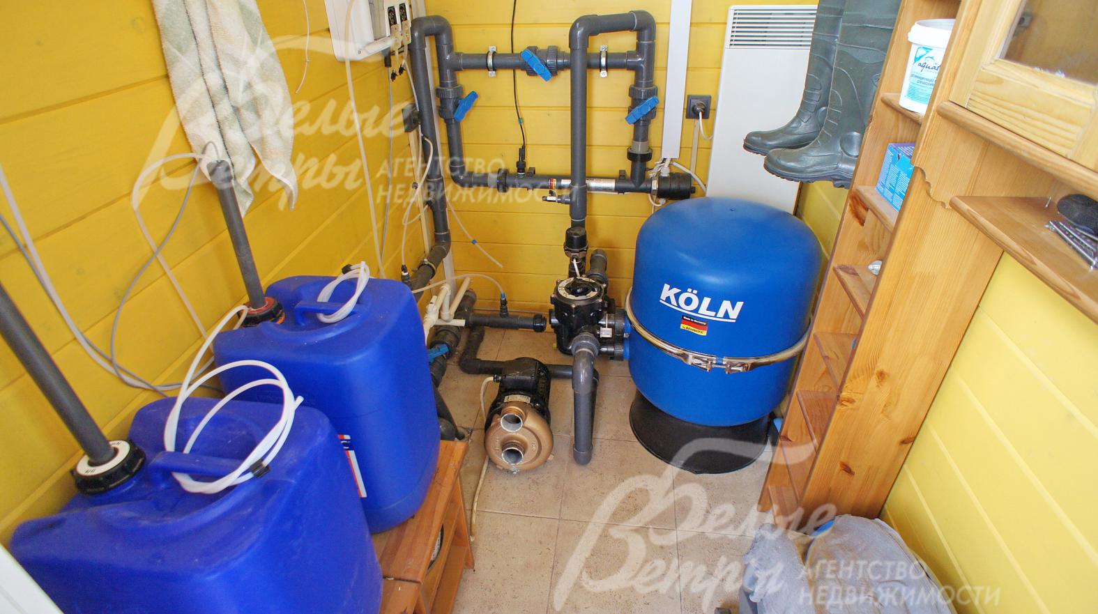 Оборудование по обслуживанию бассейна