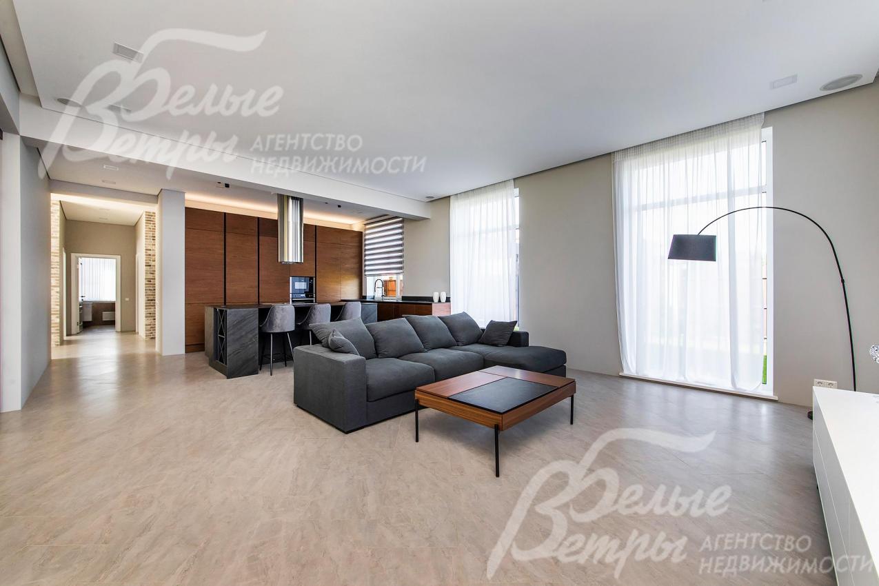 Выполнена современная отделка в стиле минимализм