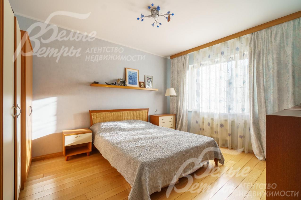 Спальня на первом этаже