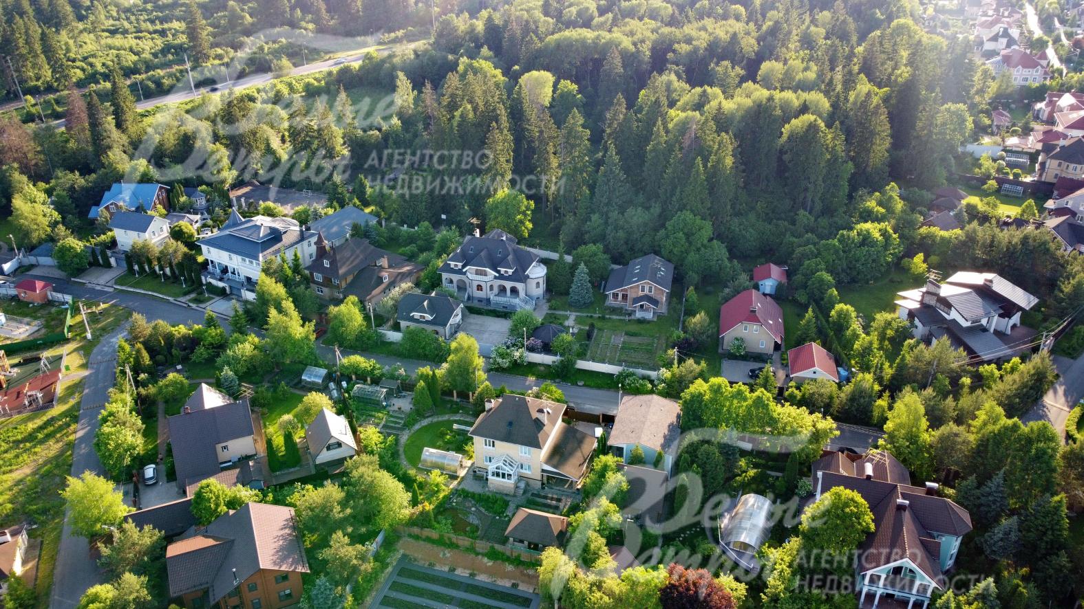 Коттеджный поселок Шишкин лес на Калужском шоссе