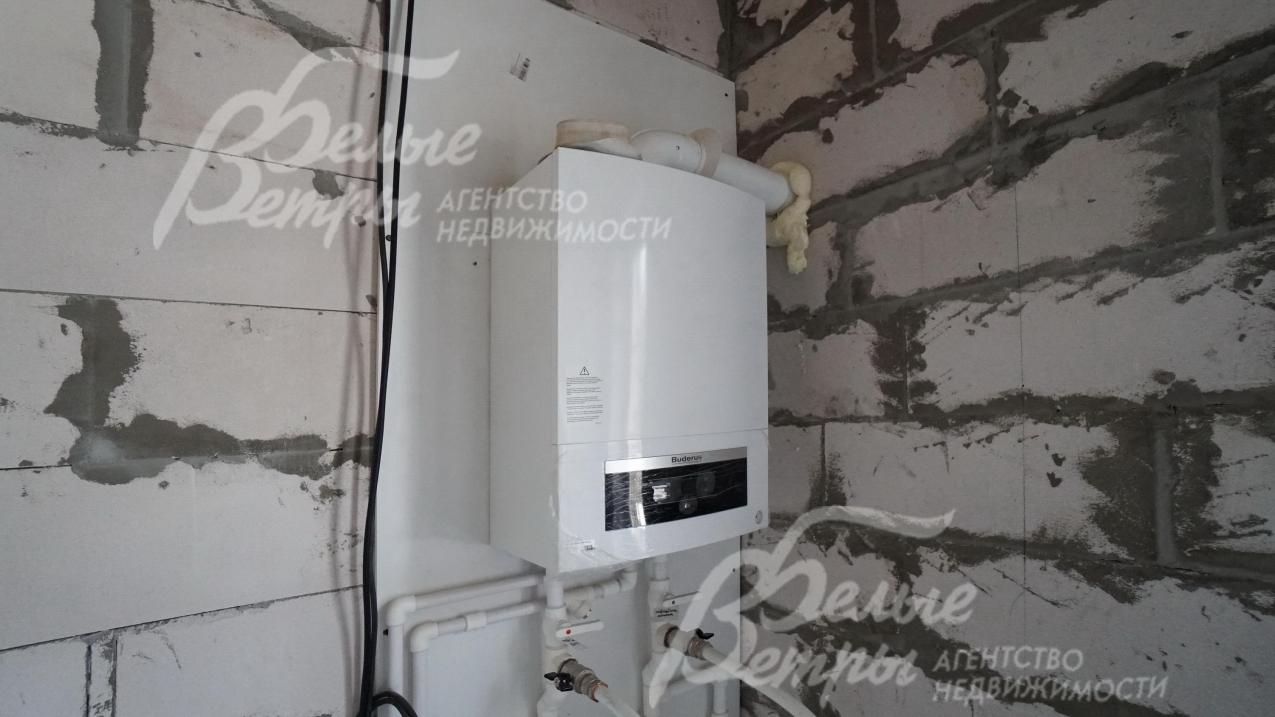 Газовый 2-х контурный котел Buderus Logomax, газ запущен