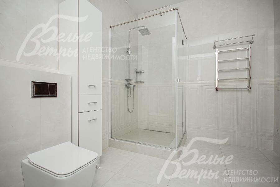 Стеклянная душевая в санузле 2-го этажа