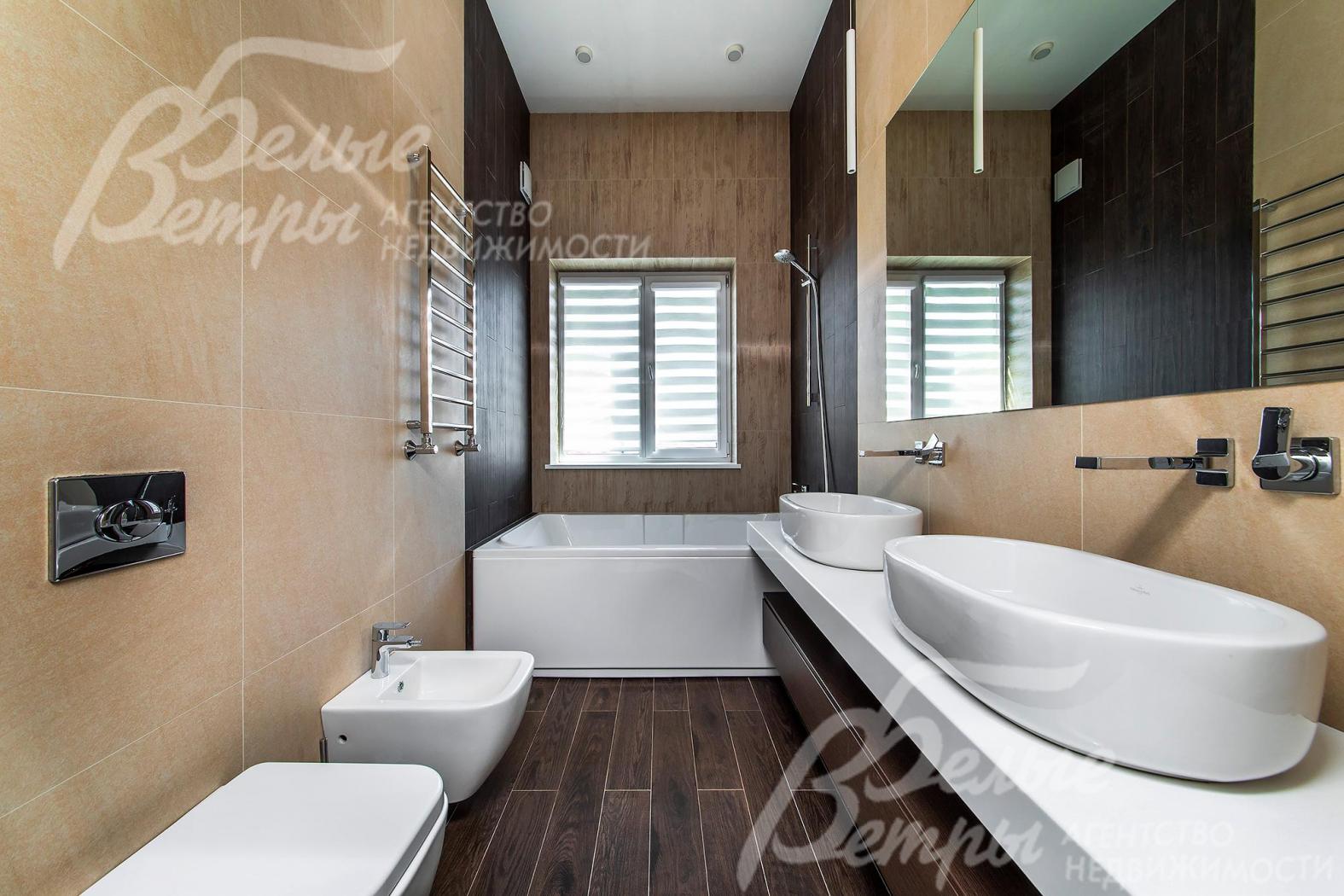 Санузел с ванной на втором этаже