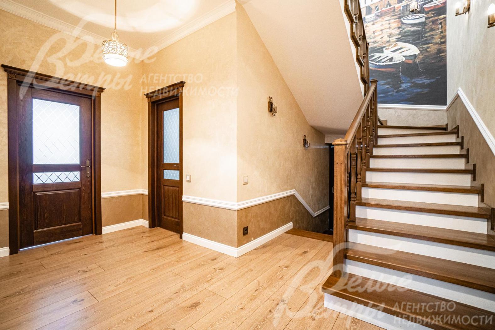 Лестница из натурального дуба