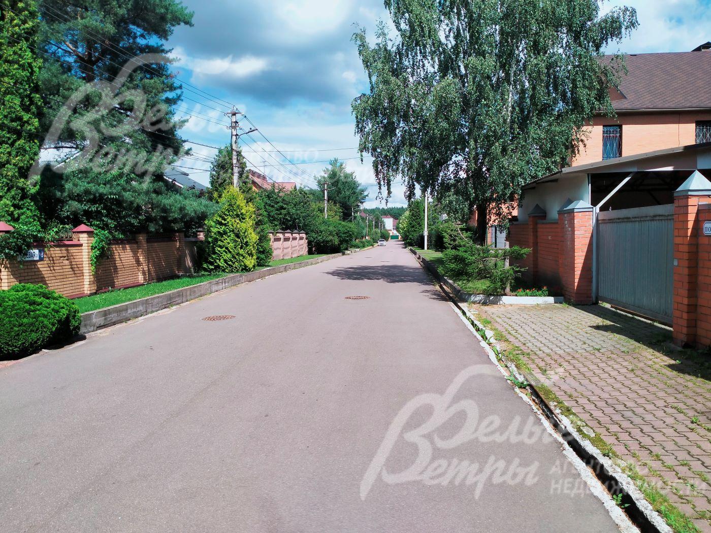 Улица в поселке