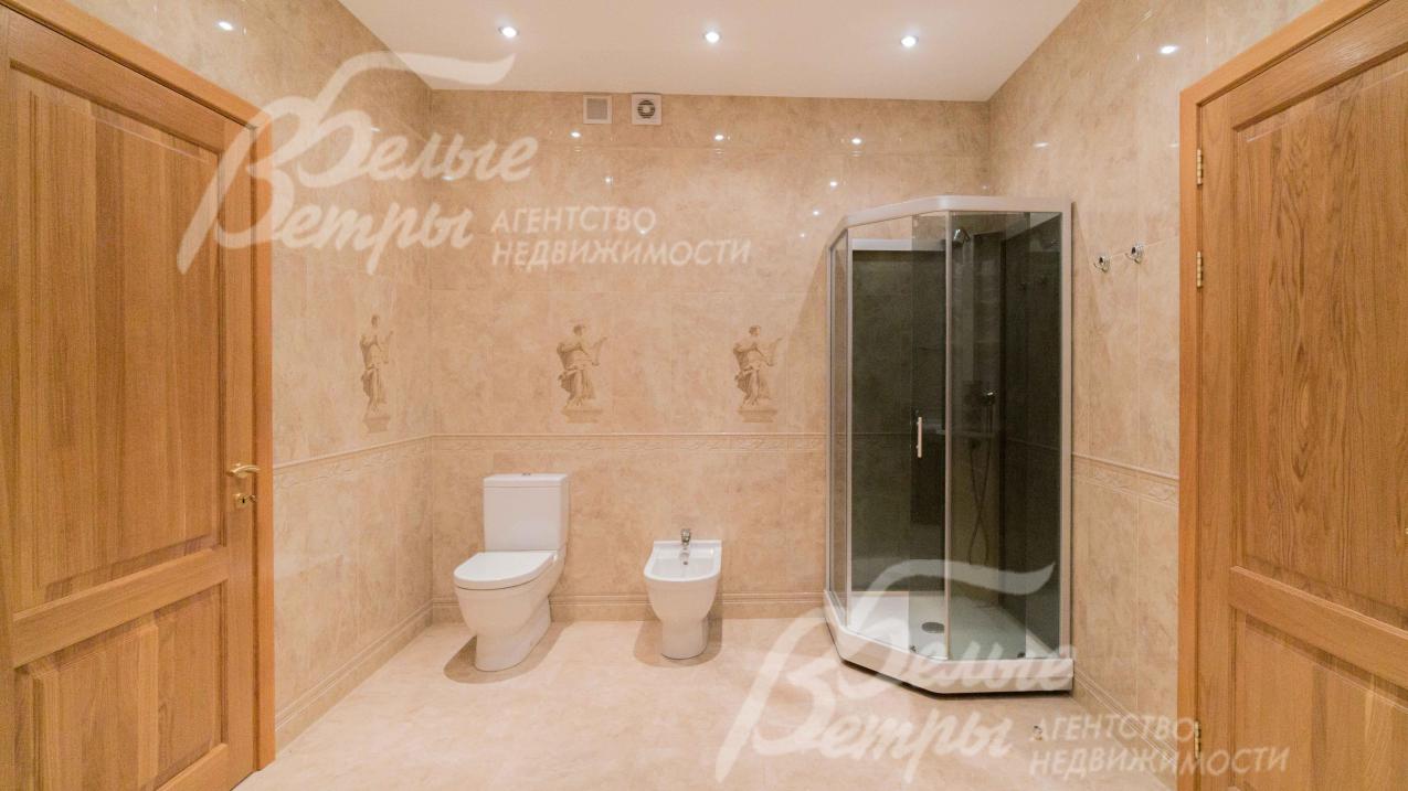 Санузел с душем на втором этаже