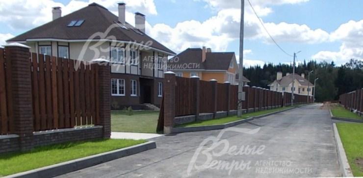 Все дома построены в поселке Бавария Клаб