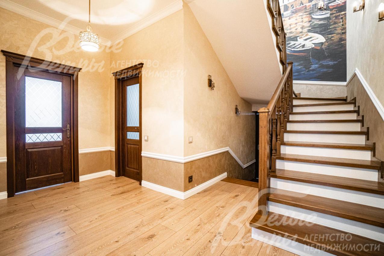 Лестница из натурального дуба