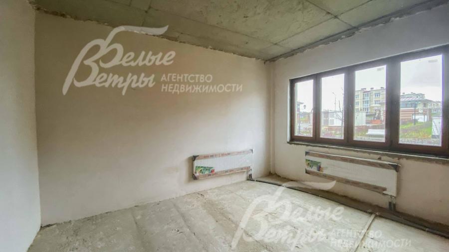 Во всех помещениях установлены радиаторы DeLongi (Италия). 